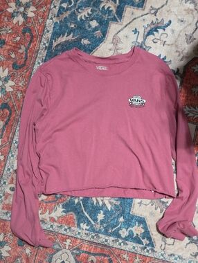 Vans Women’s Long Sleeve Cropped Tee in Rose